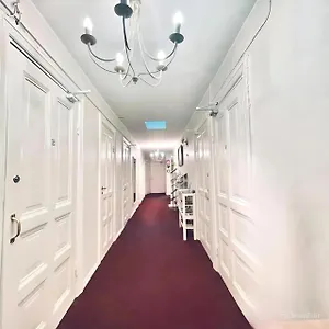2* Otel Senate